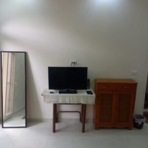 شقة مفروشة للايجار في كمبوند المستشارين | تشطيب فندقي بـ 25 ألف للايجار