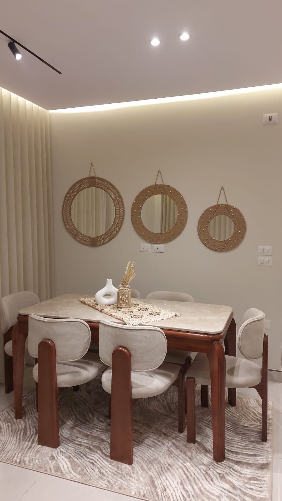 Whatsapp Image 20260101 at 135742 | شقة مفروشة للايجار مفروشة للايجار موقع مفروشة بيضمنلك فلوسك علشان ميتنصبش عليك من السماسرة لاننا شركة مسجلة تاجير العقارات الشقق الفيلا المفروشة موقع مفروشة بيضمنلك فلوسك علشان ميتنصبش عليك من السماسرة لاننا شركة مسجلة تاجير العقارات الشقق الفيلا المفروشة