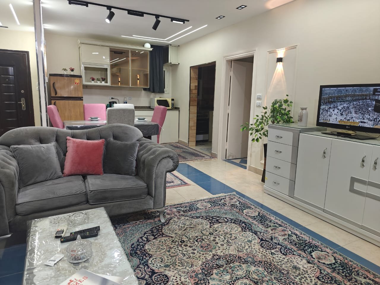 Whatsapp Image 20260221 at 192202 | شقة مفروشة للايجار مفروشة للايجار موقع مفروشة بيضمنلك فلوسك علشان ميتنصبش عليك من السماسرة لاننا شركة مسجلة تاجير العقارات الشقق الفيلا المفروشة موقع مفروشة بيضمنلك فلوسك علشان ميتنصبش عليك من السماسرة لاننا شركة مسجلة تاجير العقارات الشقق الفيلا المفروشة