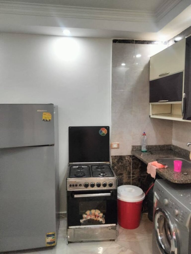 استوديو مفروش للايجار فى اكتوبر حى اول