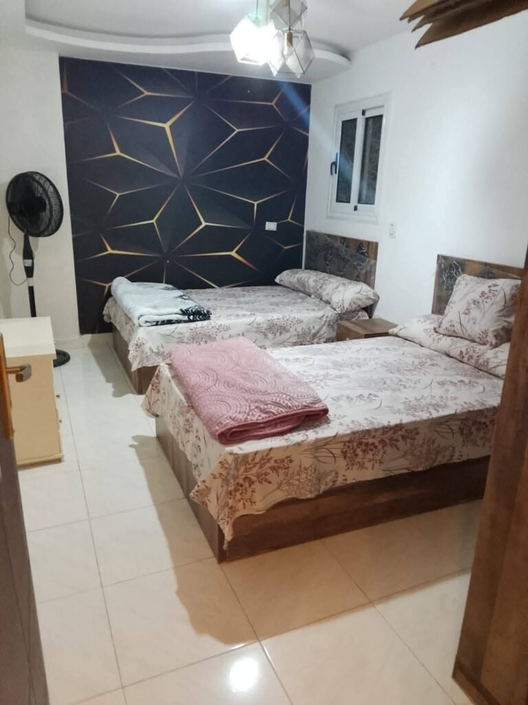 شقة مفروشة للايجار فى اكتوبر الحى التالت