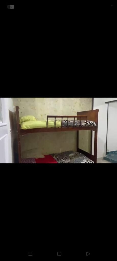 شقة مفروشة للإيجار اليومي في ميامي، الإسكندرية – على البحر مباشرة