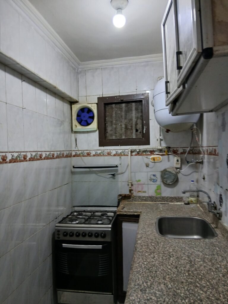 شقة مفروشة في الإسكندرية بحي كامب شيزار - كامب شيزار, الإسكندرية